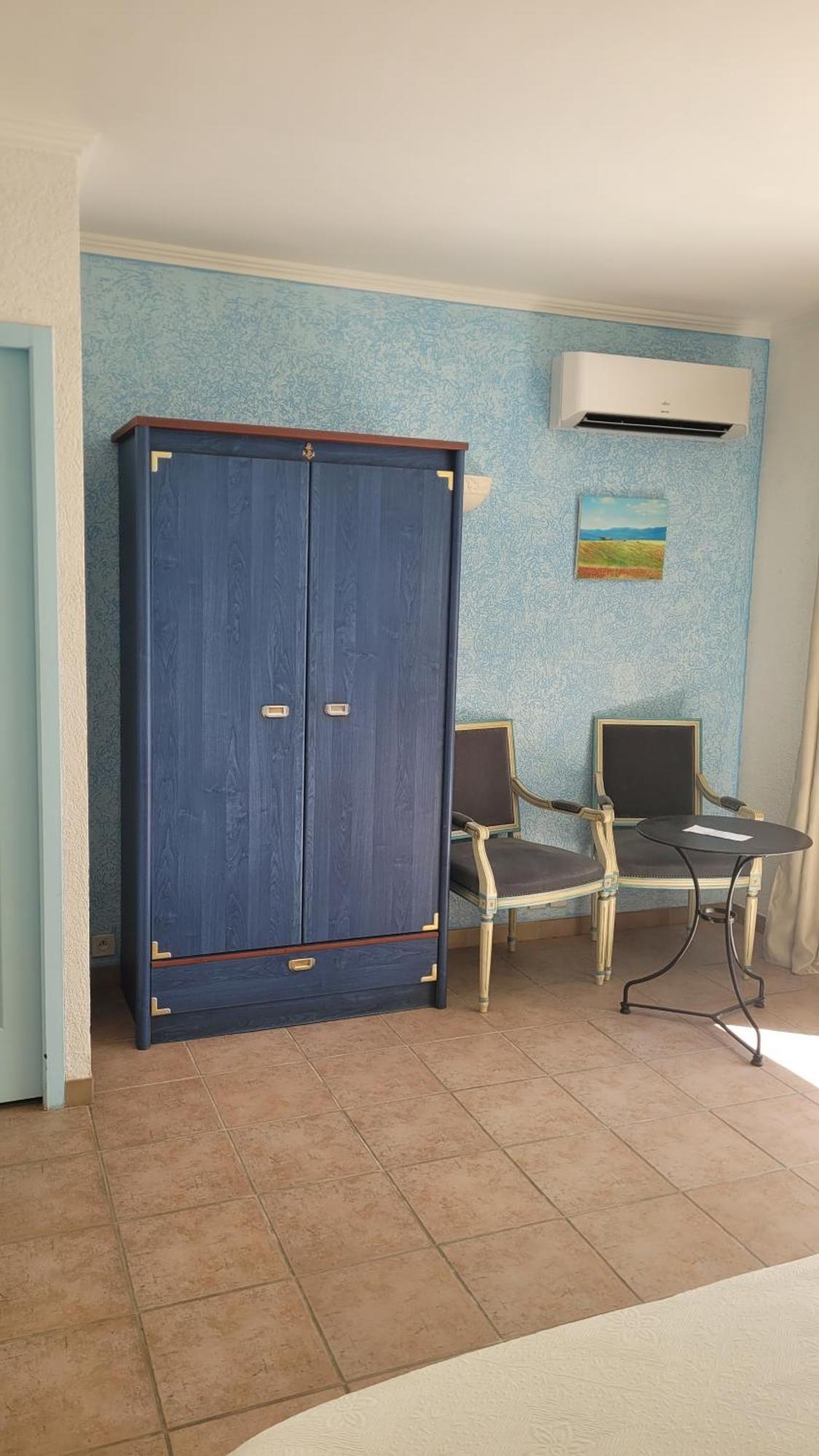 Mas Du Grand Peloux Hotel Port-Saint-Louis-du-Rhône Kamer foto