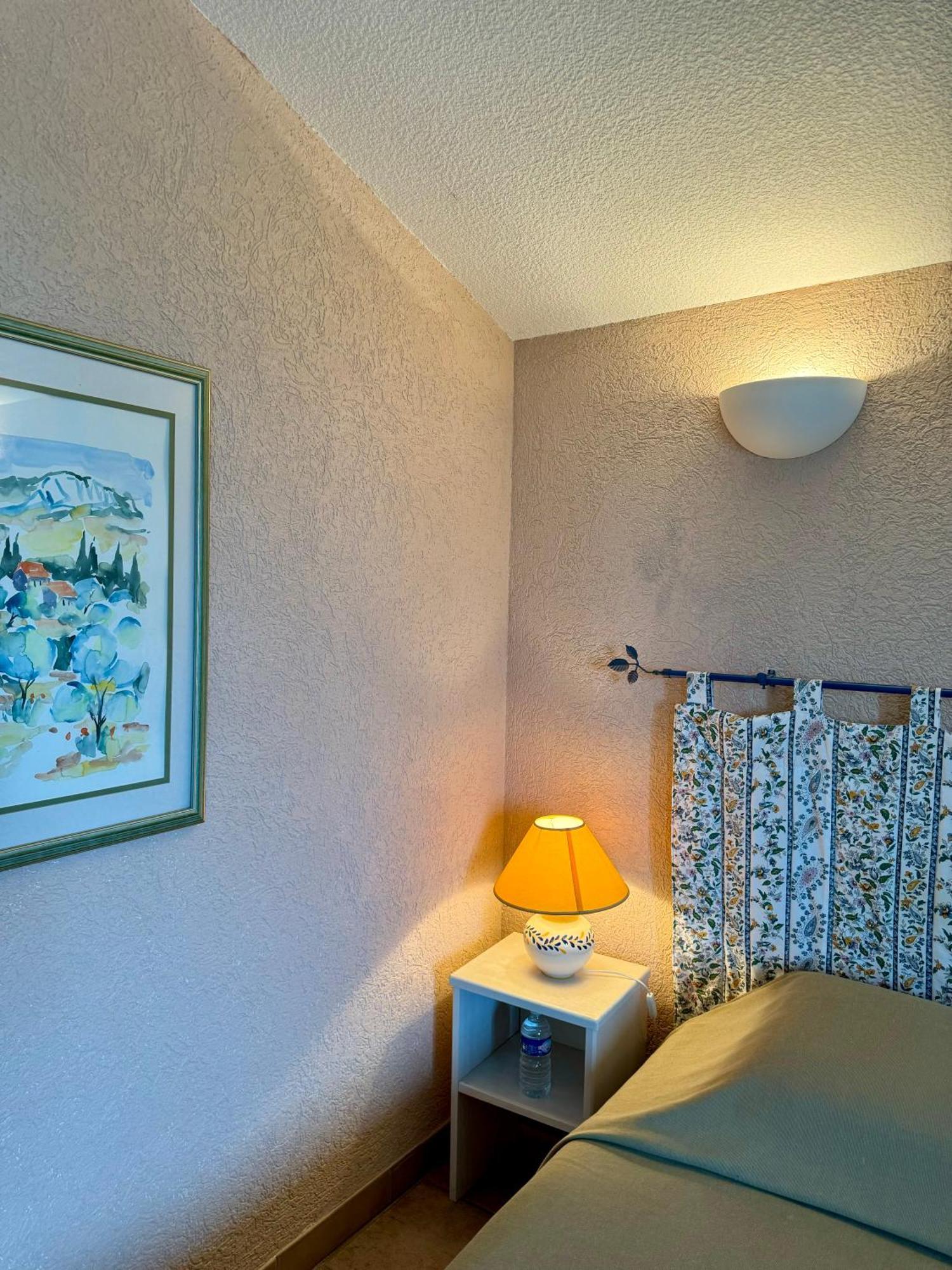Mas Du Grand Peloux Hotel Port-Saint-Louis-du-Rhône Kamer foto